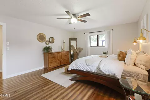 Bedroom - 1613 E Hillcourt, Williston, ND 58801 photo 3 of 4