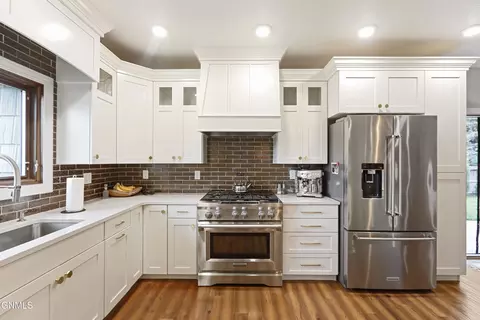 Kitchen - 1613 E Hillcourt, Williston, ND 58801 photo 5 of 7