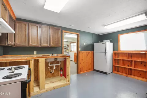 1807 8th Ave E, Williston, ND 58801 photo 21