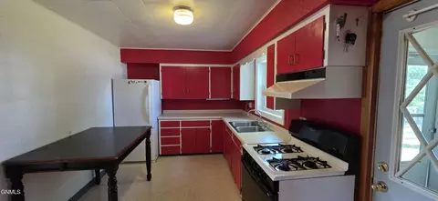 Kitchen - 416 Franklin Ave, Larimore, ND 58251 photo 1 of 1