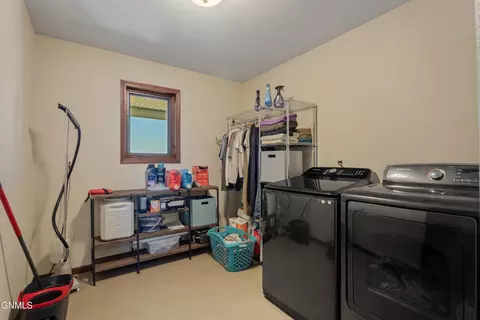 Other - 2818 Hogan Dr, Bismarck, ND 58503 photo 14 of 17