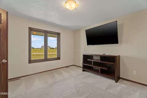 Bedroom - 2818 Hogan Dr, Bismarck, ND 58503 photo 1 of 6