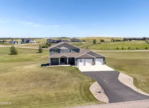 Other - 2818 Hogan Dr, Bismarck, ND 58503 photo 1 of 17