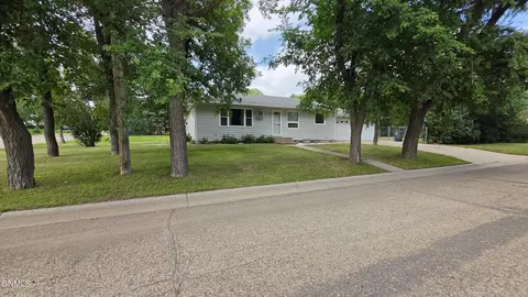Other - 102 Robinson St, Grenora, ND 58845 photo 2 of 17