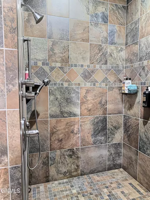 Bath - 4905 Cornice Dr, Bismarck, ND 58503 photo 1 of 14