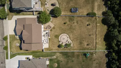 View/Area - 4905 Cornice Dr, Bismarck, ND 58503 photo 14 of 14