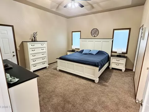 Bedroom - 4905 Cornice Dr, Bismarck, ND 58503 photo 1 of 8