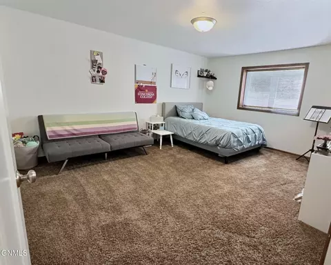 Bedroom - 4905 Cornice Dr, Bismarck, ND 58503 photo 8 of 8