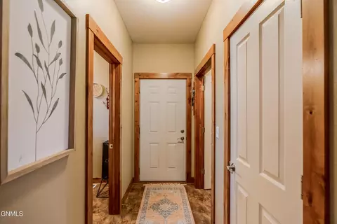 Entry Way - 4049 Downing St, Bismarck, ND 58504 photo 5 of 5