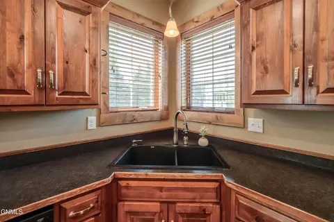 Kitchen - 4049 Downing St, Bismarck, ND 58504 photo 6 of 6