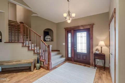 Entry Way - 4049 Downing St, Bismarck, ND 58504 photo 3 of 5