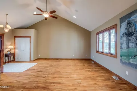 Living - 4049 Downing St, Bismarck, ND 58504 photo 1 of 3