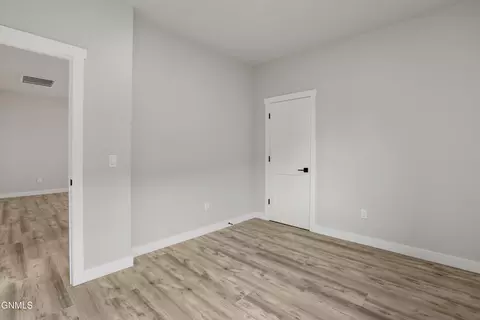 Bedroom - 3334 34th St W, Williston, ND 58801 photo 2 of 2