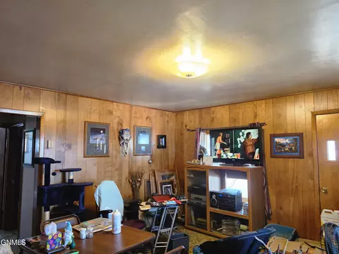 Living - 101 Main St, Baker, MT 59313 photo 1 of 2