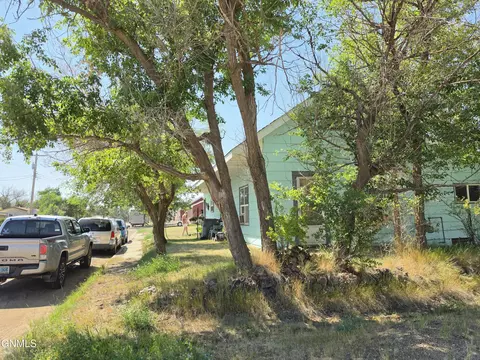 Exterior - 101 Main St, Baker, MT 59313 photo 1 of 3