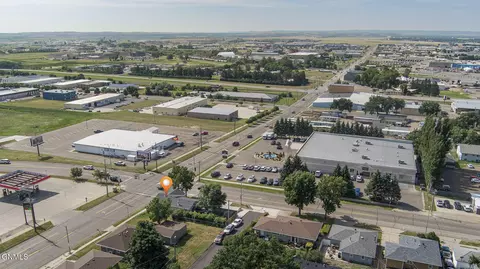 View/Area - 2530 E Rosser Ave, Bismarck, ND 58501 photo 3 of 5