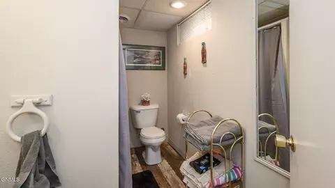 Bath - 2530 E Rosser Ave, Bismarck, ND 58501 photo 3 of 4