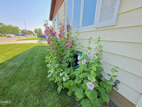 Other - 2113 7th Ave E, Williston, ND 58801 photo 1 of 14