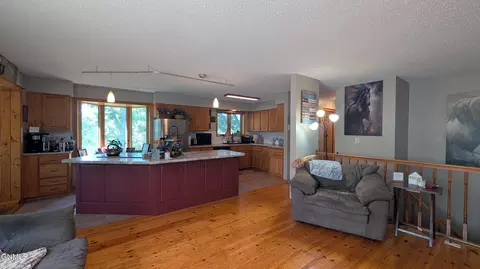Kitchen - 2018 5th Ave NE, Beulah, ND 58523 photo 4 of 5