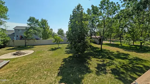 Exterior - 2018 5th Ave NE, Beulah, ND 58523 photo 4 of 9