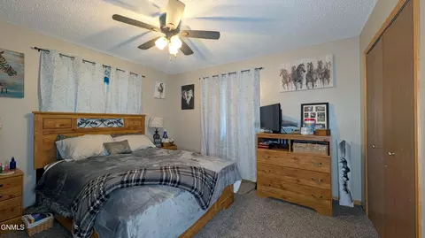 Bedroom - 2018 5th Ave NE, Beulah, ND 58523 photo 2 of 2