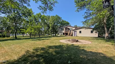 Exterior - 2018 5th Ave NE, Beulah, ND 58523 photo 6 of 9