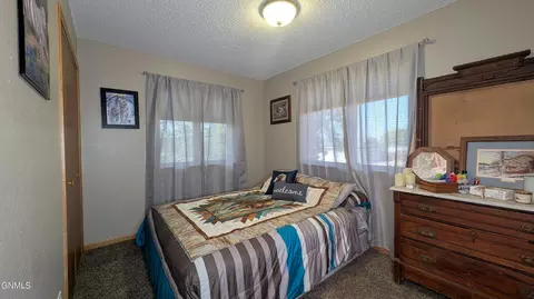 Bedroom - 2018 5th Ave NE, Beulah, ND 58523 photo 1 of 2