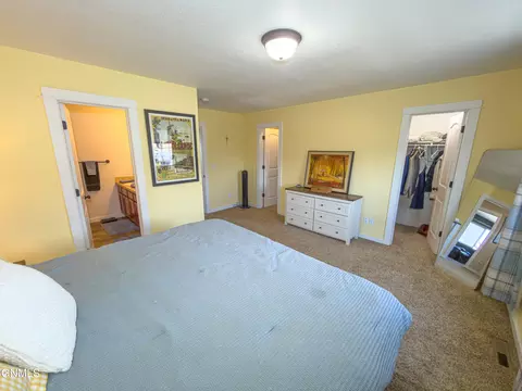 Bedroom - 2711 23rd St W, Williston, ND 58801 photo 4 of 5
