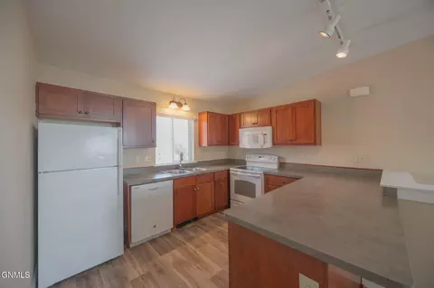 Kitchen - 3202 17th Ave W, Williston, ND 58801 photo 1 of 2