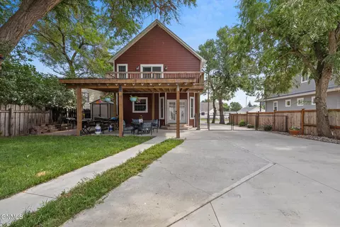 Exterior - 421 9th Ave W, Williston, ND 58801 photo 6 of 10