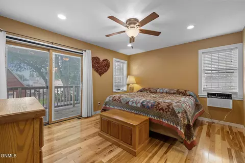 Bedroom - 421 9th Ave W, Williston, ND 58801 photo 1 of 6