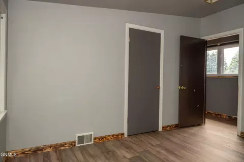 Bedroom - 644 8th Ave W, Dickinson, ND 58601 photo 5 of 6