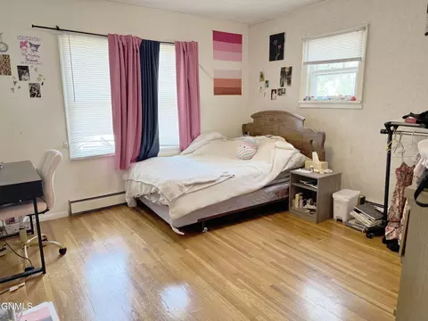 Bedroom - 619 9th St, Bismarck, ND 58501 photo 5 of 10