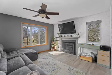 Living - 5800 Lariat Loop, Bismarck, ND 58503 photo 2 of 3