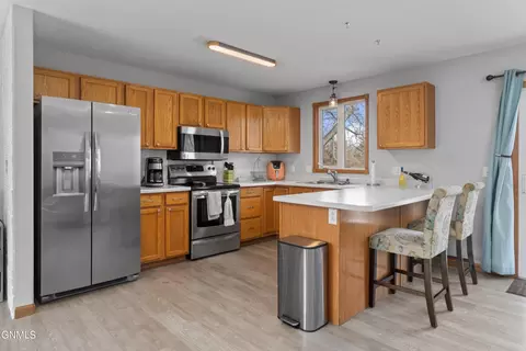 Kitchen - 5800 Lariat Loop, Bismarck, ND 58503 photo 1 of 2