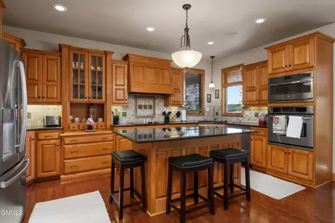Kitchen - 1309 Eagle Crest Loop, Bismarck, ND 58503 photo 1 of 4