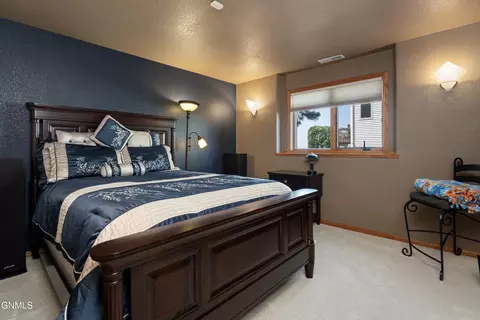 Bedroom - 1309 Eagle Crest Loop, Bismarck, ND 58503 photo 3 of 4