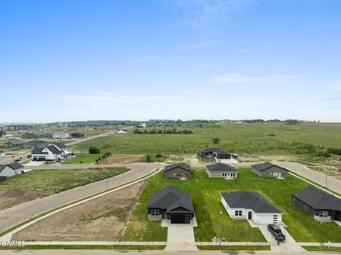 View/Area - 3201 27th Ave W, Williston, ND 58801 photo 2 of 6