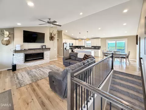 Living - 13689 Hawthorn Loop NW, Williston, ND 58801 photo 2 of 2
