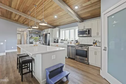 Kitchen - 14726 Lambert St, Williston, ND 58801 photo 6 of 6