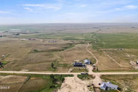 View/Area - 14726 Lambert St, Williston, ND 58801 photo 1 of 6