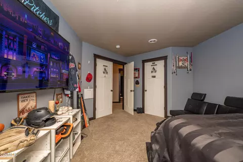 Bedroom - 1925 Canyon Dr, Dickinson, ND 58601 photo 5 of 6