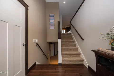 Entry Way - 1925 Canyon Dr, Dickinson, ND 58601 photo 1 of 3