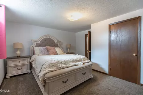 Bedroom - 856 Cherry Ave, Dickinson, ND 58601 photo 6 of 7