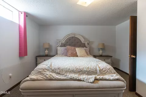 Bedroom - 856 Cherry Ave, Dickinson, ND 58601 photo 7 of 7