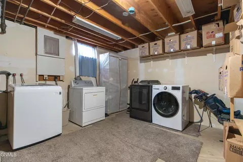 Other - 856 Cherry Ave, Dickinson, ND 58601 photo 12 of 14