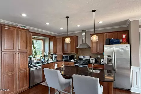 Kitchen - 4874 Us 85, Williston, ND 58801 photo 9 of 11