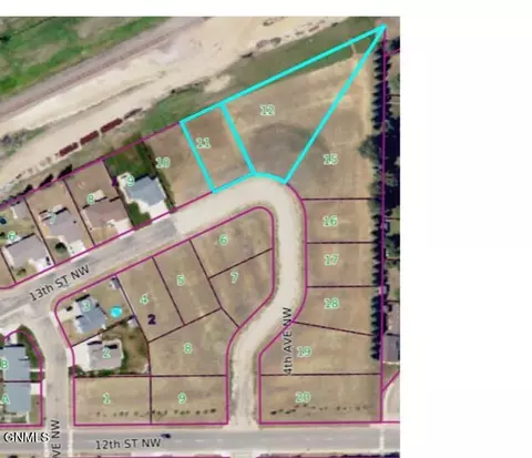 420 402 13th St NW, Valley City, ND 58072
