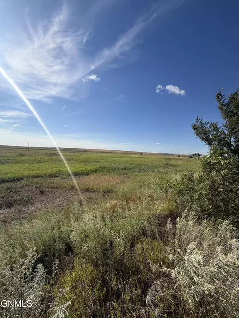 L 1, Williston, ND 58801 photo 2