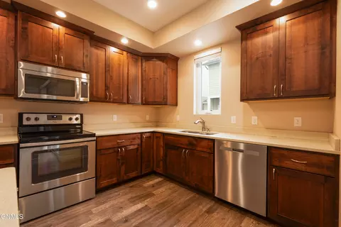 Kitchen - 3207 Kenner Loop, Bismarck, ND 58504 photo 3 of 3